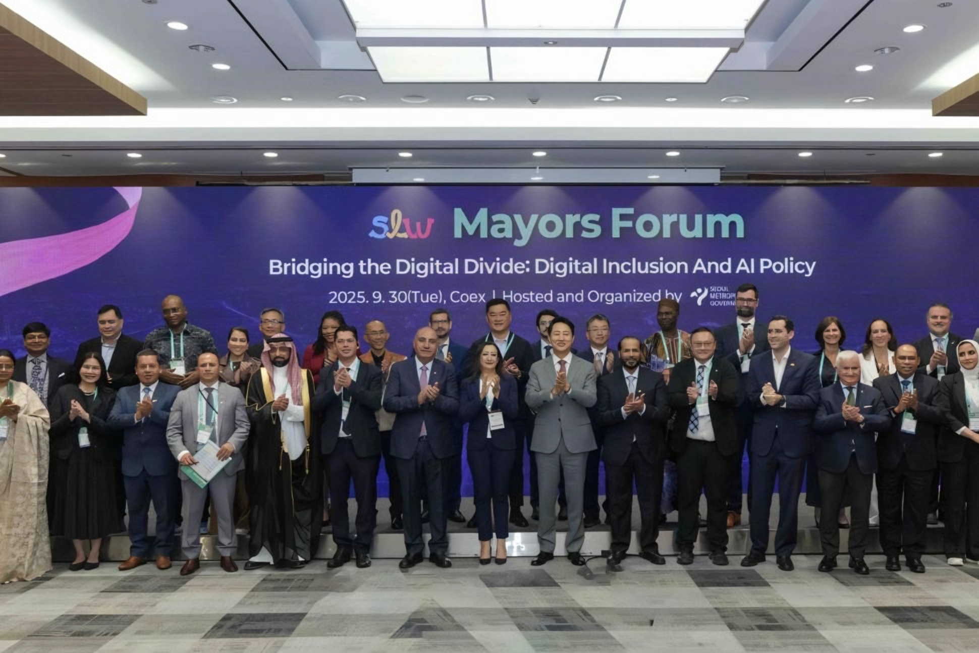 Global tech leaders gather in Seoul as AI reshapes urban life