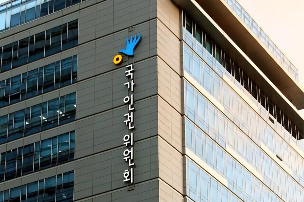 Indian man files petition to S. Korean rights watchdog for physical abuse during deportation