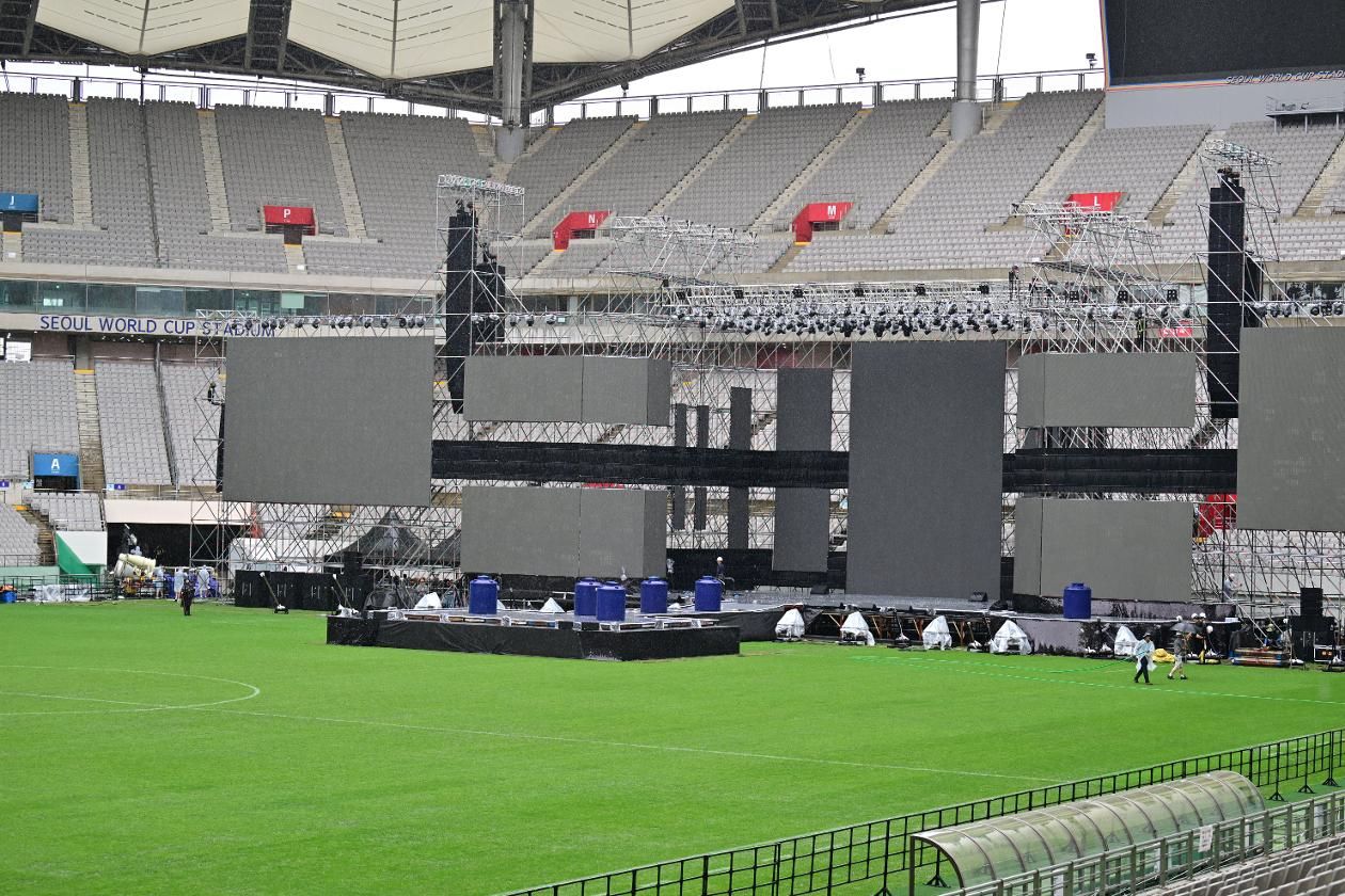Korea eyes new dome stadiums for sports, K-pop concerts