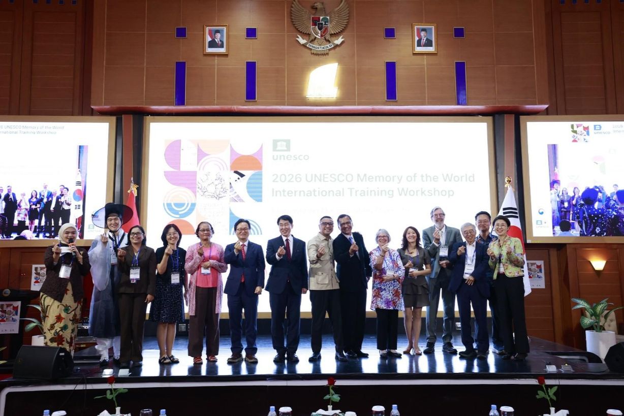 Korea helps 16 Asia-Pacific nations preserve written heritage