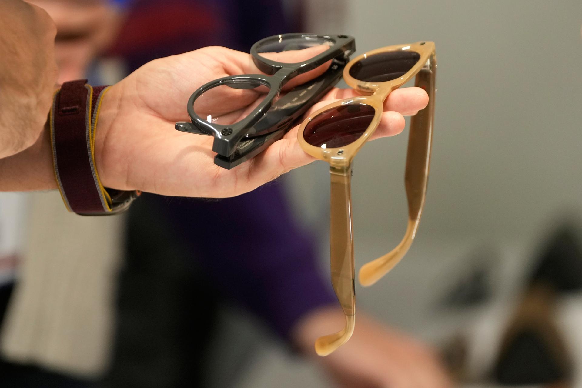 2 caught cheating using AI glasses during college entrance exams