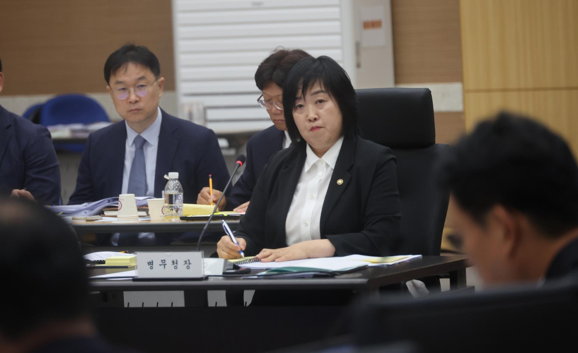 Military manpower agency chief voices regret over Asian Games footballers' gloating about military exemption